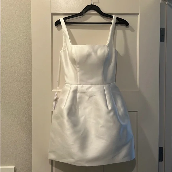 Untamed Petals Mona Mini Dress - Picture 2 of 6